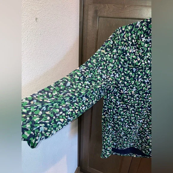 nwot women chicos green blue tan speckled long sleeve vneck dress blouse shirt 1 - Picture 5 of 5